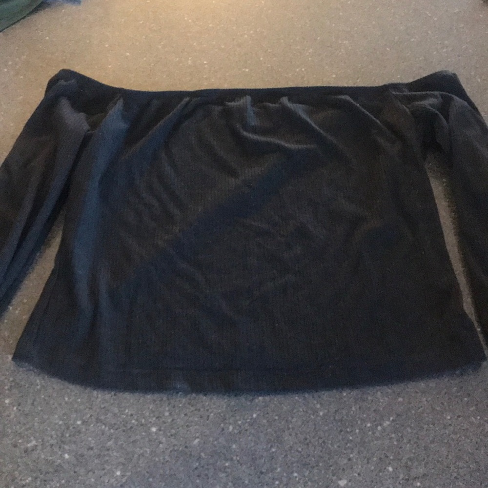 Black off the shoulder crop top